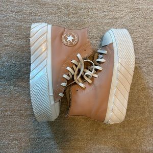 Pink platform converse